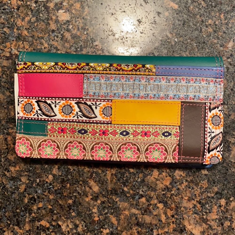 Buxton Leather Checkbook Wallet NWT
